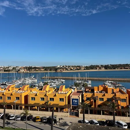 Fantastic Two Bed Close To The *